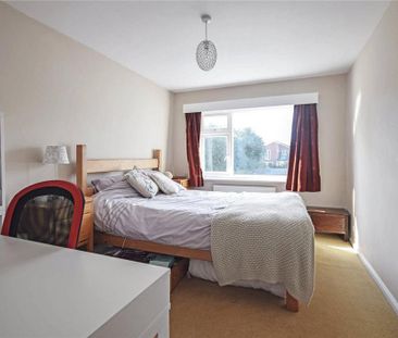 4 bedroom detached house to rent - Photo 4