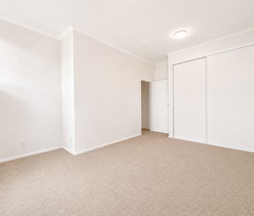 2 Resolution Place, Bryndwr - Photo 2