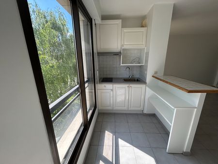 Apartment - Photo 4