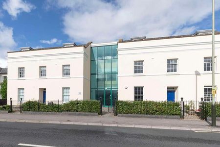 Regency Square, Cheltenham, GL50 - Photo 2