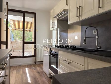 Appartement T3 70 m² avec terrasse 25 m², parking et cave - Photo 5