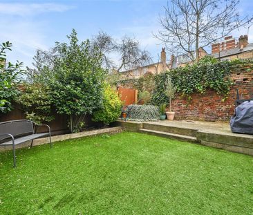 2 bedroom flat to rent - Photo 4