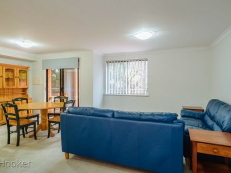 Inner City Living - Photo 5