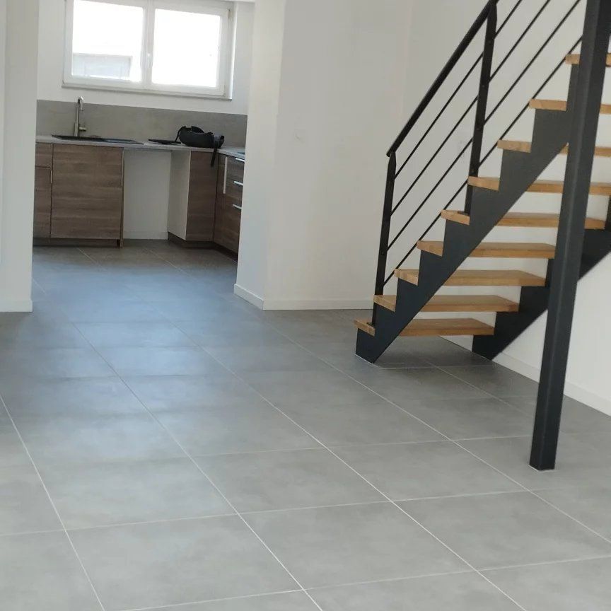 Location Maison 4 pièces 90m² OUTREAU 62230 - Photo 1