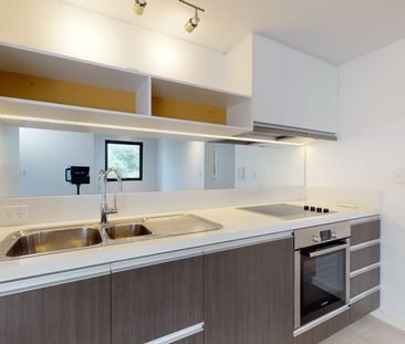 Modern Coastal Sanctuary – Unfurnished & Ready for You - Photo 6