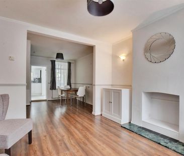 Lower Paddock Road, Bushey, Hertfordshire - Photo 4