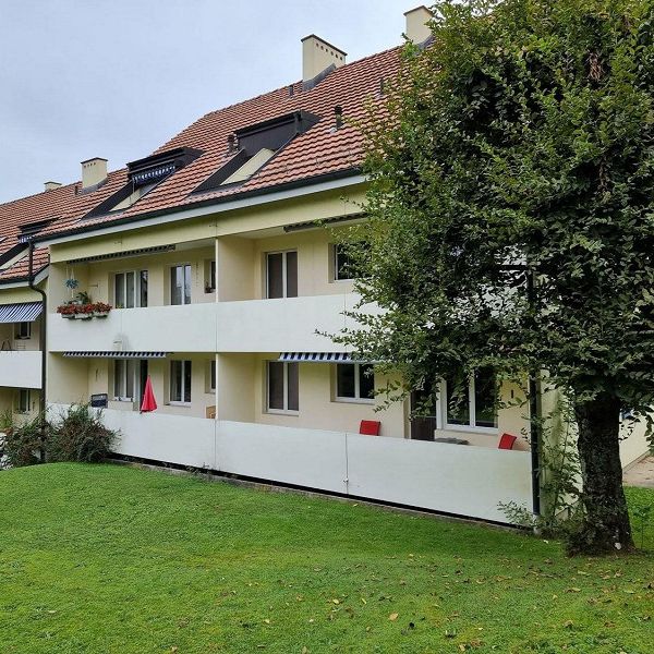 Charmante 3.5-Zimmer-Dachwohnung - Photo 2