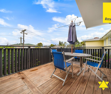 Charming Family Home in Blockhouse Bay - Photo 5