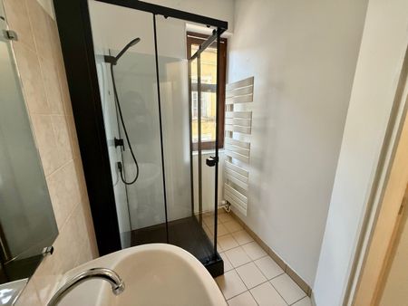 Location Appartement 3 pièces 40m² - Photo 4