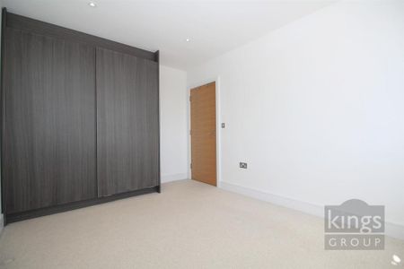 2 bedroom flat to rent - Photo 3