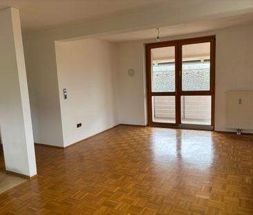 Helle 3-Zimmer-Wohnung mit tollem Ausblick in absoluter Ruhelage - Foto 1