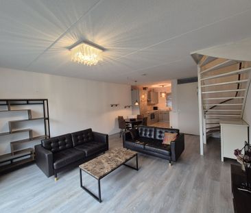 Te huur: Huis Lokistraat in Almere - Foto 1