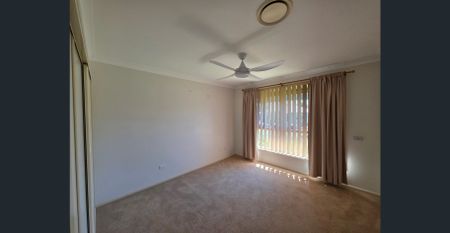 Beautifully Maintained Ground-Floor Villa - Photo 4