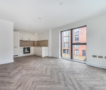 1 bedroom apartment to rent - Photo 2