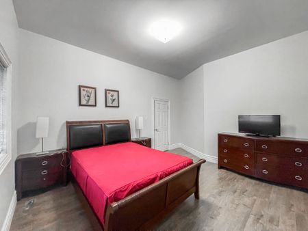 For Lease - 72 Snively Street, Richmond Hill, Ontario - Photo 3