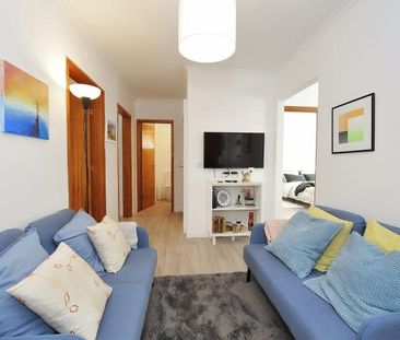 Cozy apartment, FCT 7 minutes by bus - Photo 2