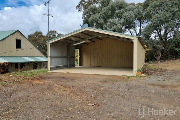 Modern Four Bedroom Home in Carwoola - Photo 1