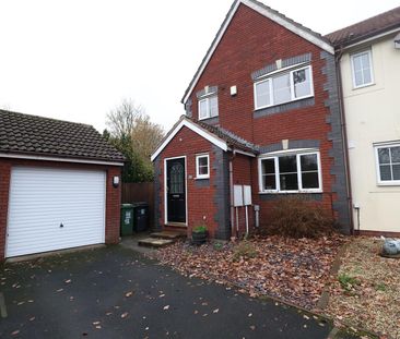 Devonport Close, Redditch - Photo 3