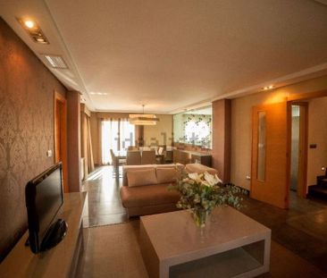 4 room luxury House for rent in Alicante, Spain - Photo 2