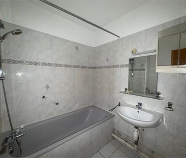 Location Appartement 2 pièces 46m² - Photo 5