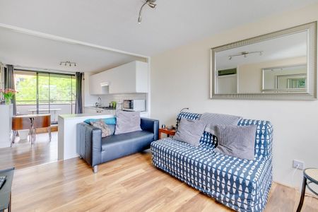 1 bedroom flat to rent - Photo 4