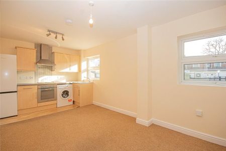 1 bedroom flat to rent - Photo 3