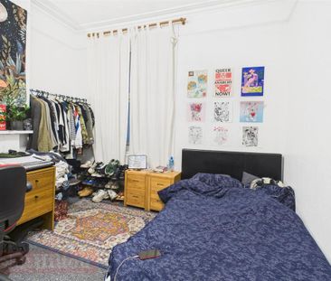 6 bedroom terraced house to rent - Photo 5