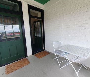 Stunning apartment above the Whanganui Awa - Photo 1
