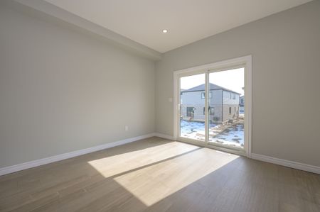 For Lease - 3650 SOUTHBRIDGE Avenue, London South, Ontario - Photo 4