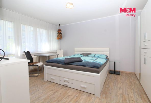 Pronájem bytu 1+kk, garsoniery 36 m², Hradec Králové - Photo 1