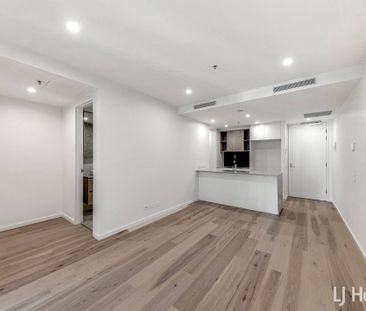 619/61 Cooyong Street, Braddon ACT, Belconnen - Photo 4