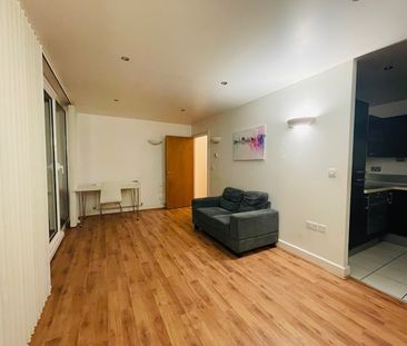 1 Bed Flat, Adriatic Apartments, E16 - Photo 6