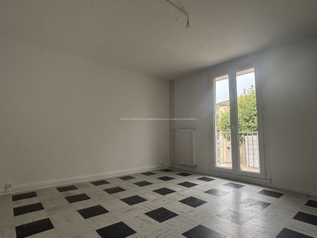 Location Appartement 3 pièces 65m² ST PAUL TROIS CHATEAUX 26130 - Photo 3