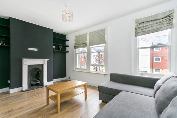 1 Bed Flat, Shirley Road, E15 - Photo 1