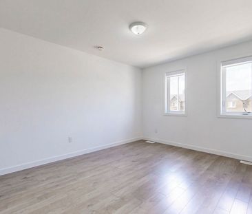 For Lease - 383 Chaffey Street, Welland, Ontario - Photo 6