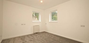 High Street, CT11 9YF, Ramsgate - Photo 2