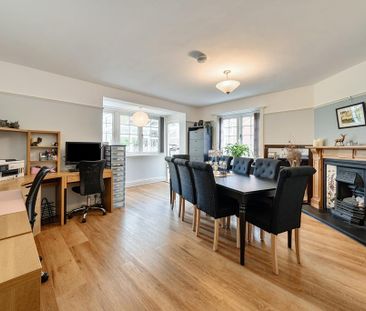 4 bedroom detached house to rent - Photo 3