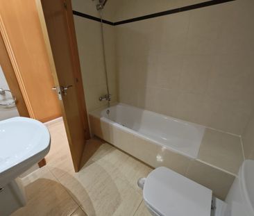 Planta baja de alquiler en Avenida Avenida Escandinavia, Monte Faro... - Photo 3