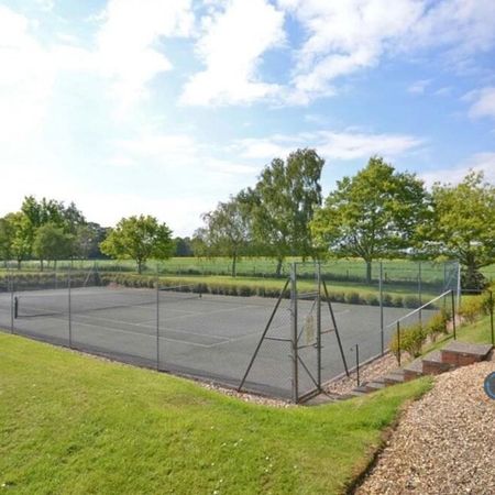 4 bedroom bungalow to rent - Photo 4