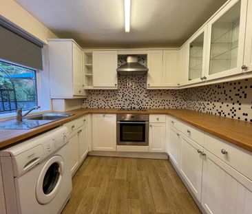 3 bedroom terraced house to rent - Photo 6