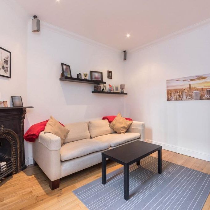 1 bedroom flat to rent - Photo 1