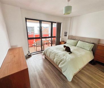 2 bedroom apartment to rent - Photo 6