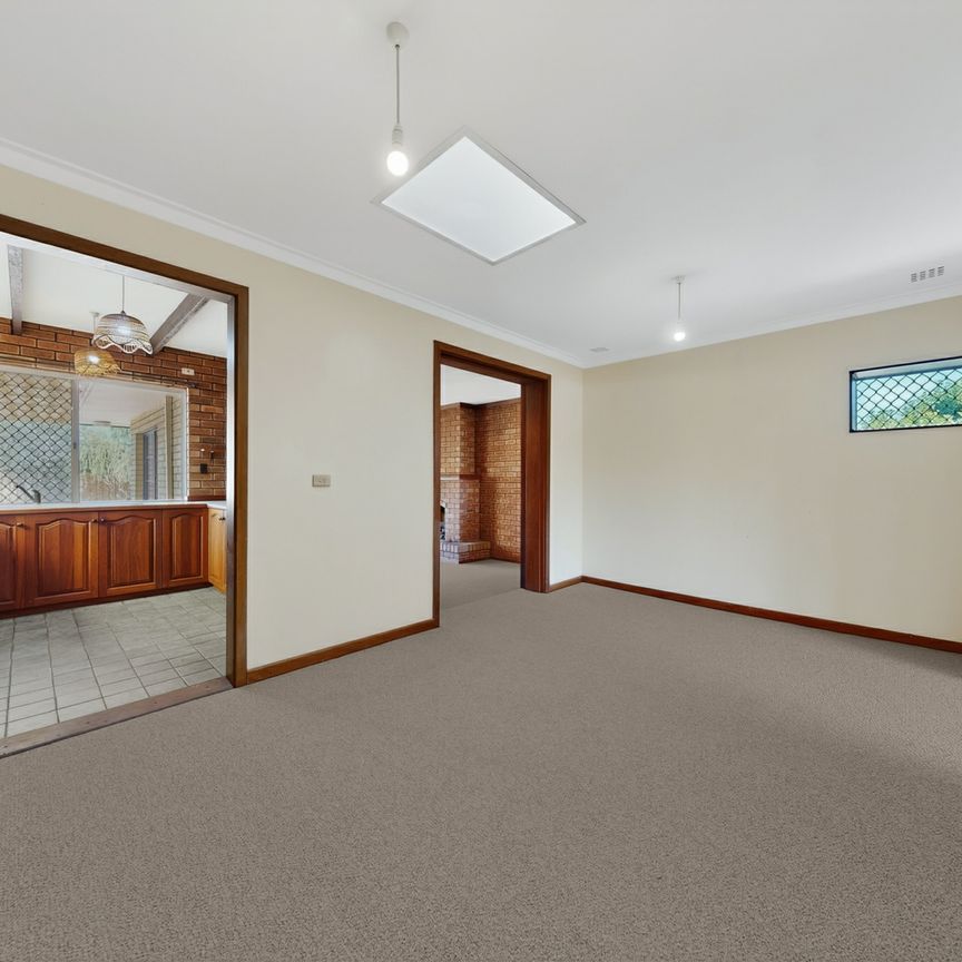 3 X 1 Spacious Family Home - Photo 1