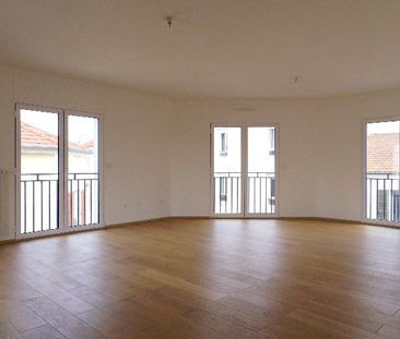 Location Appartement 5 pièces 108m² MAISONS ALFORT 94700 - Photo 4