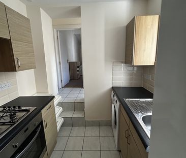 3 Bed Flat, Hotwell Road, BS8 - Photo 5