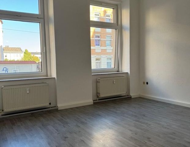 Erstbezug nach Vollsanierung - Helle 3 - Zimmer - Wohnung - Photo 1