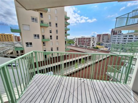 Location appartement 1 pièce - 32m² à Clermond ferrand (63000) - Photo 2