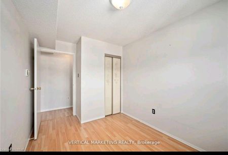 For Lease - 1 Jacksway Crescent Unit# 208, London North, Ontario - Photo 5