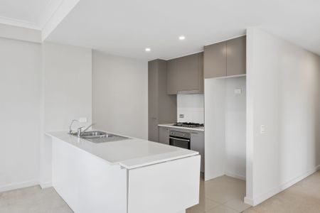 Rare Large Four Bedroom Apartment - Photo 5