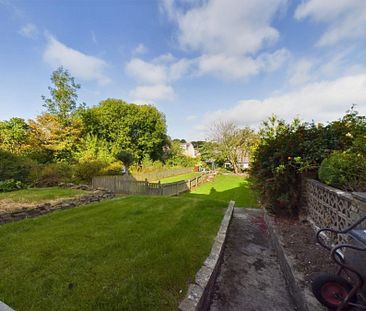 Alexandra Terrace, Bradford - Photo 2